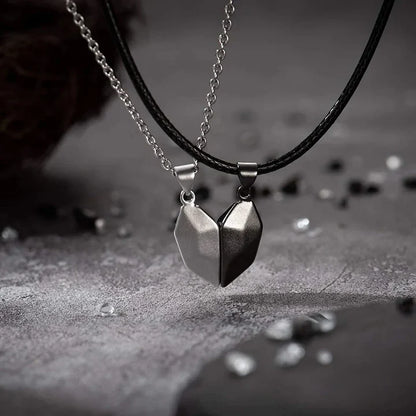 BondSplit™ - Magnetic Heart Necklace Set