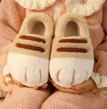 PawFluff™ Plush Slippers