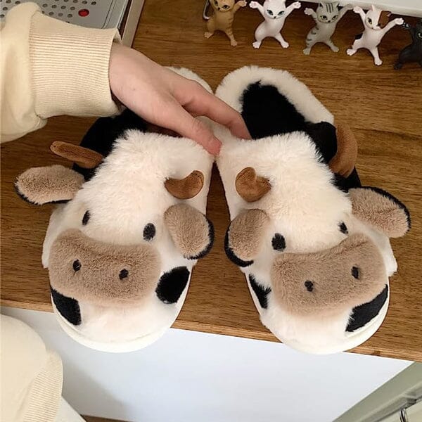 MooCozy™ - Plush Slippers