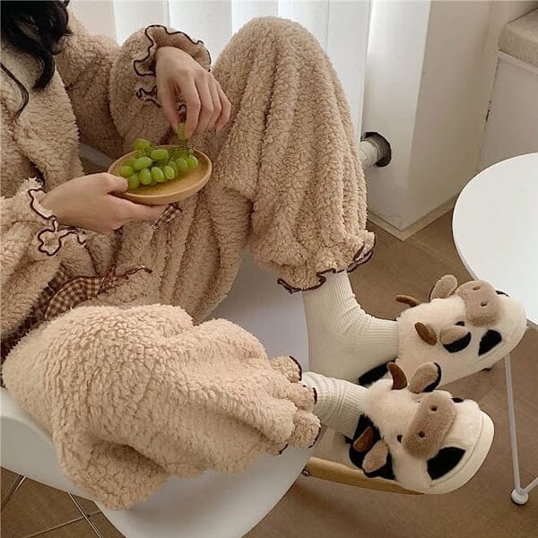 MooCozy™ - Plush Slippers