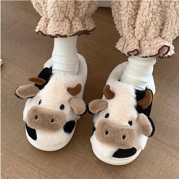 MooCozy™ - Plush Slippers